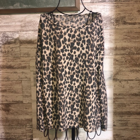 Victoria’s Secret cheetah print pajamas set animal print size medium lounge wear - Picture 2 of 8